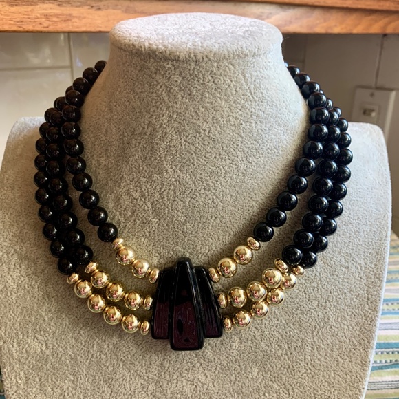 ๐ค๐ค Vintage Art Deco Inspired 3 Strands Black & Gold Bead Necklace ๐ค๐ค - Picture 6 of 9